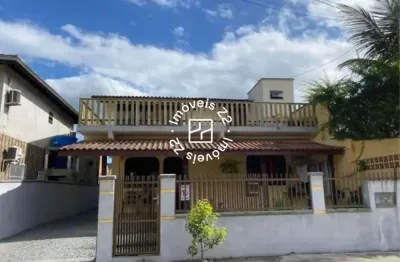 Casa com 6 quartos à venda na zona industrial, joinville  por r$ 370.000