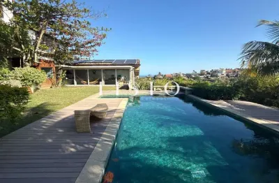 Casa Cinematográfica à Venda no Joá com 5 Dormitórios à Venda, 667 m² por R$ 7.950.000