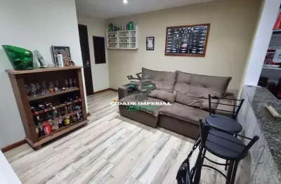 Abaixou o preço!! mosela oportunidade! vendo r$ 370.000,00 casa com 2 quartos ensolarada local bom
