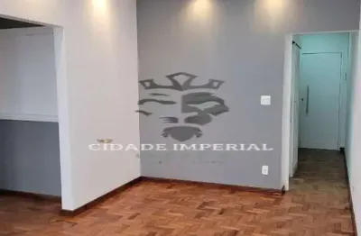Oportunidade centro apto de 2 quartos com garagem r$ 550.000,00
