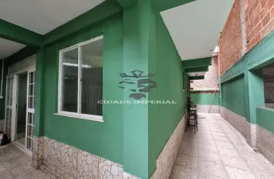 Oportunidade em cascatinha casa com 2 qtos e garagem só r$ 210.000,00