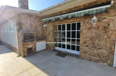 Cobertura a venda centro historico de petropolis 4 qtos(2 suites) àrea gourmet