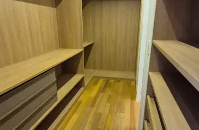 Palazzo  parcelas 12 mi já morando  4 suítes  alto nível 99829-5148 whatsap