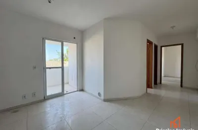 Apartamento com 02 dormitórios no Adhemar Garcia Joinville