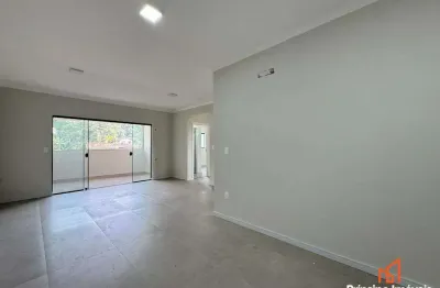 Apartamento com 03 dormitórios no boa vista joinville