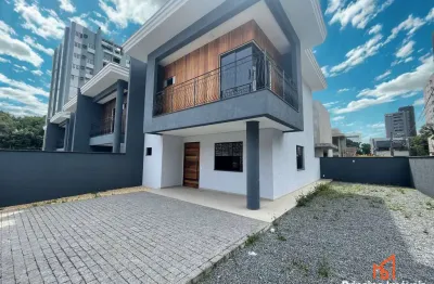 Casa com 3 quartos à venda na Rua Henrique Jorge Vogelsanger, 67, América, Joinville