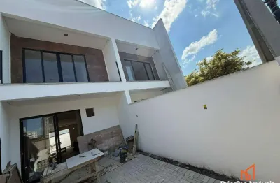 Casa com 3 quartos à venda na Rua Professora Sinhazinha, 53, Saguaçu, Joinville