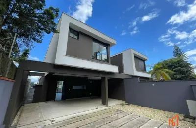 Casa com 4 quartos à venda na Rua Água-Marinha, 95, Saguaçu, Joinville