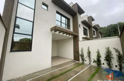 Casa com 3 quartos à venda na Rua Ouvidor, 41, Glória, Joinville