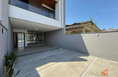 Casa com 3 quartos à venda na Rua Alexandre Humbold, 305, Santo Antônio, Joinville