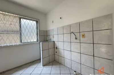 Apartamento com 1 quarto para alugar na Rua Abraão Lincoln, 36, Bom Retiro, Joinville