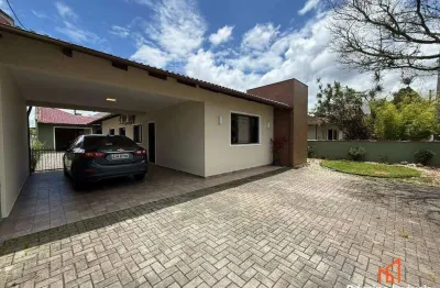 Casa com 3 quartos à venda na Rua Alberto Ponick, 65, Glória, Joinville