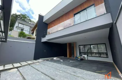 Casa com 3 quartos à venda na Rua Pelotas, 156, Glória, Joinville