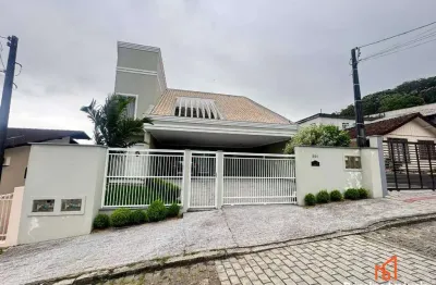 Casa com 11 quartos à venda na Rua Limeira, 561, Boa Vista, Joinville