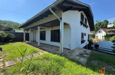 Casa com 5 quartos à venda na Rua José do Patrocínio, 562, Saguaçu, Joinville