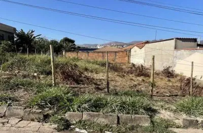 Terreno à venda no Centro, Sarzedo 