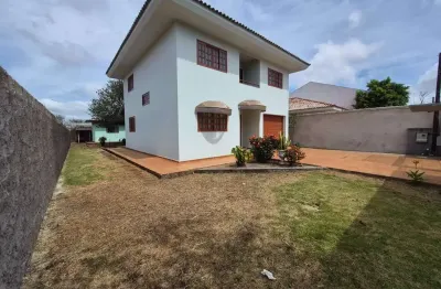 Sobrado com vocação comercial e residencial com edícula - excelente para residência ou comércio!