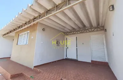 Casa para locação com ar condicionado localizada a 300 mts da praça matriz, bairro chácara das pain