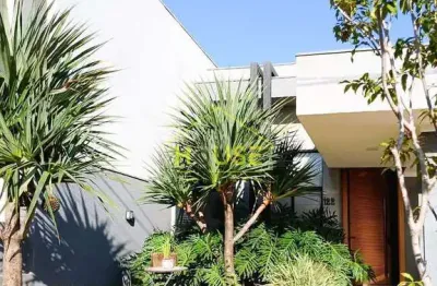 Casa à venda no quinta do lago – 3 suítes, piscina, escritório e lazer completo