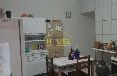 Casa à venda com: 3 quartos sendo 1 suíte, sala, cozinha, garagem coberta, 165m², pozzobon, votupor