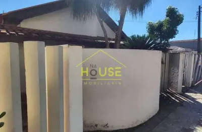 Casa para locação com 3 quartos sendo 1 suite com planejados, próximo da santa casa, bairro santa e