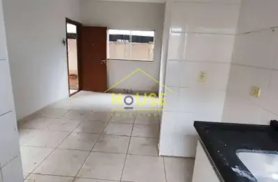 Apartamento para venda e locação, com 2 quartos, sala e cozinha integrados, garagem coberta, vila c