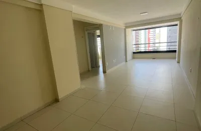 Imóvel único, em localização privilegiada, com 03 quartos e 03 banheiros