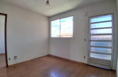 Apartamento 2 quartos no residencial ibisco portaria 24 horas  e segurança