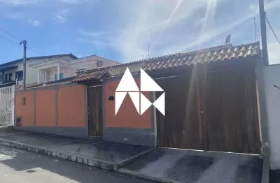 Casa com 3 quartos à venda na rua darci de carvalho, morada da colina, resende, 250 m2 por r$ 850.000