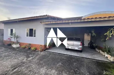 Casa com 4 quartos à venda na rua arnaldo silva duarte, mirante das agulhas, resende, 170 m2 por r$ 600.000