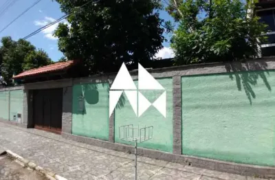 Casa com 6 quartos à venda na rua agenor lopes siqueira, morada da colina, resende, 396 m2 por r$ 800.000