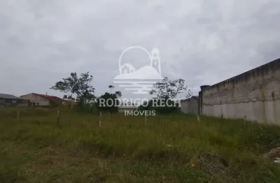 Oportunidade terreno limpo e aterrado 500 metros mar