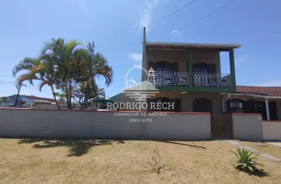 Sobrado de esquina com amplo terreno balneário gaivotas matinhos pr