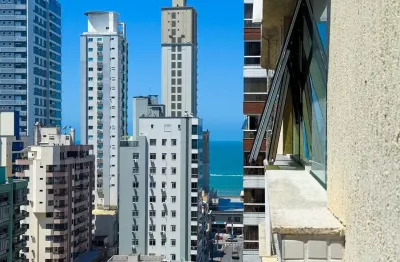 Apartamento decorado no coração de meia praia, itapema/sc rua 244