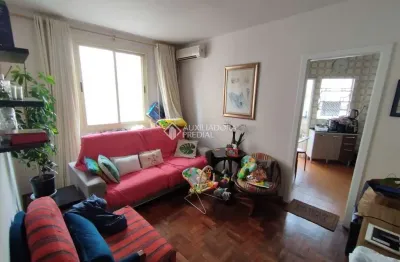 Apartamento com 2 quartos à venda na avenida borges de medeiros, 855, centro histórico, porto alegre, 62 m2 por r$ 349.000