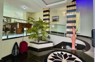 Casa com 4 quartos à venda na rua assunção, 215, jardim lindóia, porto alegre, 599 m2 por r$ 3.999.000