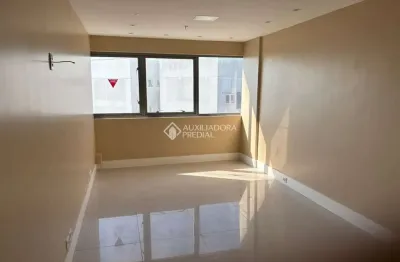 Sala comercial à venda na avenida assis brasil, 4600, são sebastião, porto alegre, 25 m2 por r$ 270.000