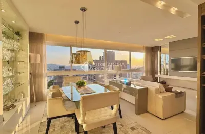 Apartamento com 3 quartos à venda na avenida iguassu, 550, petrópolis, porto alegre, 112 m2 por r$ 1.690.000