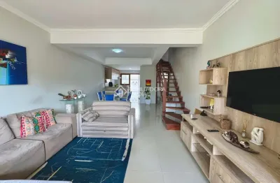 Casa com 3 quartos à venda na rua heitor kramer, 455, guarujá, porto alegre, 151 m2 por r$ 665.000