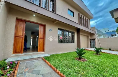 Casa em condomínio fechado com 3 quartos à venda na rua gonçalves ledo, 686, partenon, porto alegre, 250 m2 por r$ 1.500.000