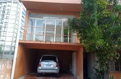 Casa com 3 quartos à venda na rua pedro weingartner, 130, centro, canoas, 390 m2 por r$ 980.000