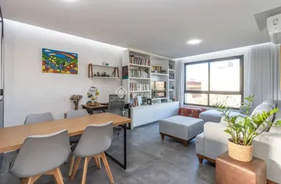 Apartamento com 2 quartos à venda na avenida engenheiro josé maria de carvalho, 221, vila ipiranga, porto alegre, 70 m2 por r$ 589.000