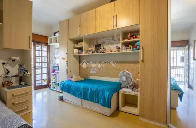 Apartamento com 2 quartos à venda na avenida protásio alves, 1168, rio branco, porto alegre, 68 m2 por r$ 320.000