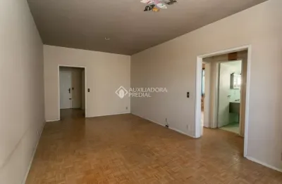 Apartamento com 2 quartos à venda na rua santa rita, 53, floresta, porto alegre, 93 m2 por r$ 360.000