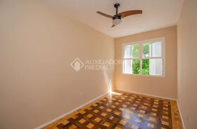 Apartamento com 2 quartos à venda na avenida taquara, 129, petrópolis, porto alegre, 76 m2 por r$ 349.000