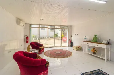 Casa comercial à venda na travessa carmem, 41, floresta, porto alegre, 250 m2 por r$ 800.000