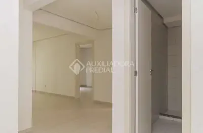 Apartamento com 1 quarto à venda na rua vigário josé inácio, 506, centro histórico, porto alegre, 46 m2 por r$ 300.000