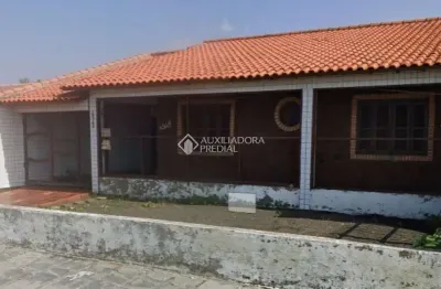 Casa com 3 quartos à venda na rua osvaldo aranha, 4549, centro, cidreira, 100 m2 por r$ 369.000