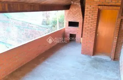 Casa com 3 quartos à venda na rua adelino andreatta samorro, 520, marechal floriano, caxias do sul, 159 m2 por r$ 420.000