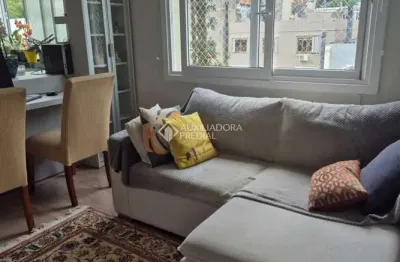 Apartamento com 2 quartos à venda na rua quintino bocaiúva, 283, rio branco, porto alegre, 61 m2 por r$ 496.000